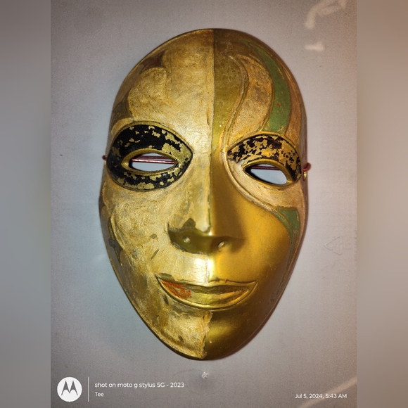 Vintage brass handmade masquerade mask - Picture 1 of 4